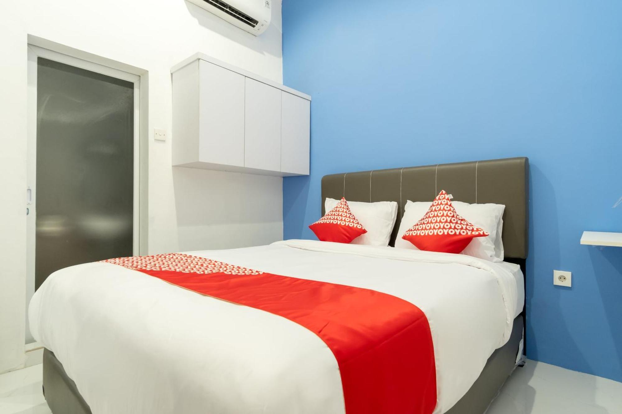 Super Oyo 839 Royal Guest House Medan Dış mekan fotoğraf