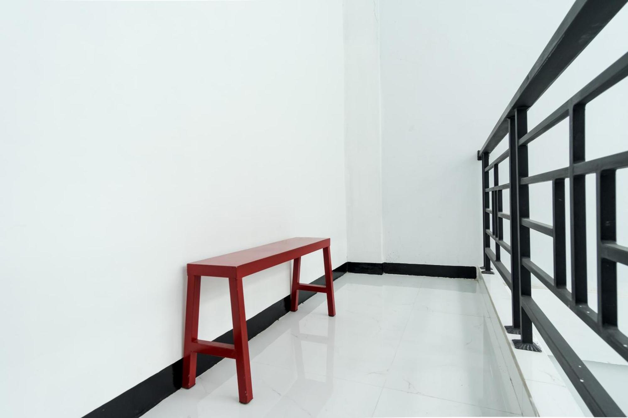 Super Oyo 839 Royal Guest House Medan Dış mekan fotoğraf