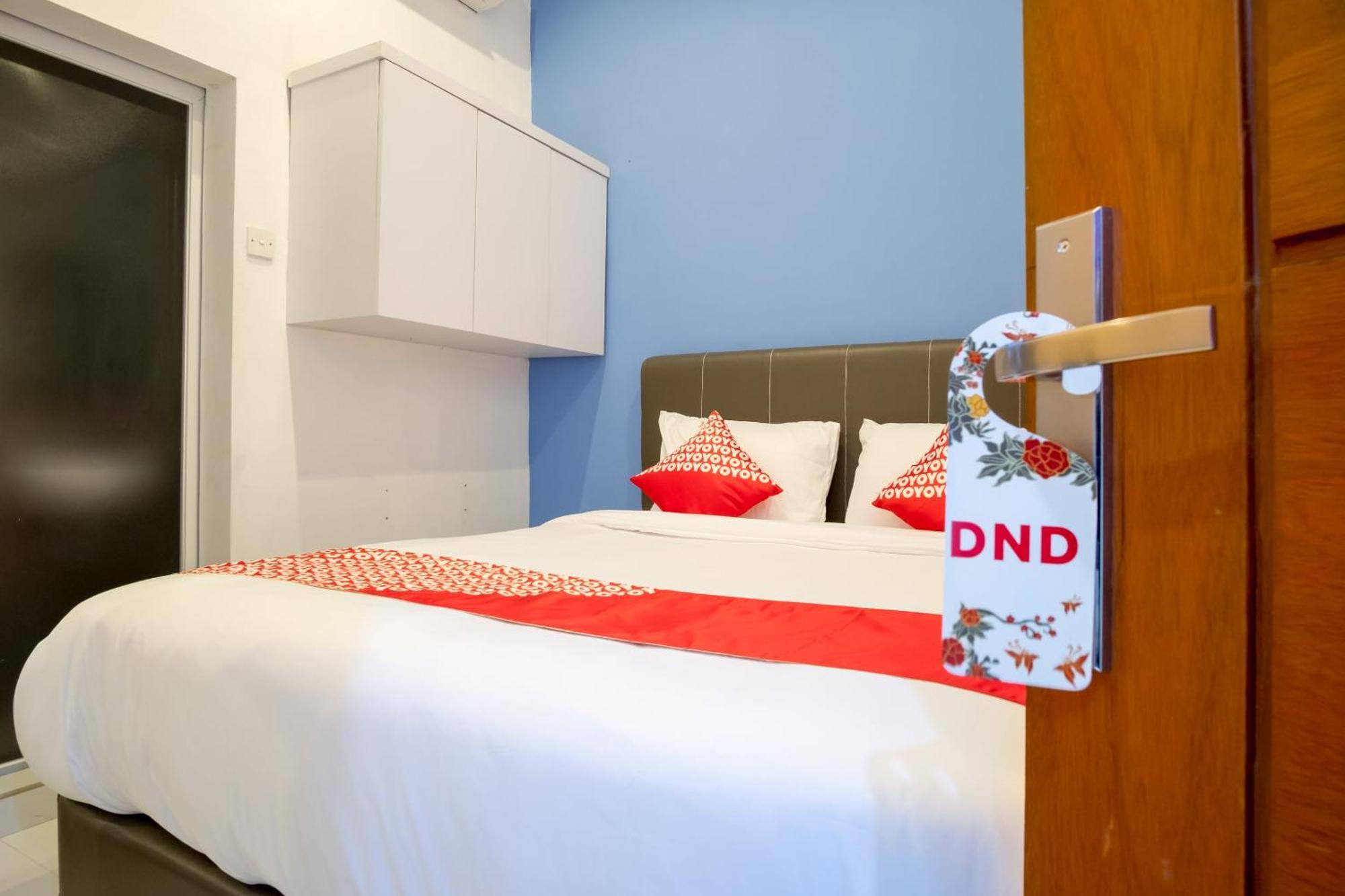 Super Oyo 839 Royal Guest House Medan Dış mekan fotoğraf